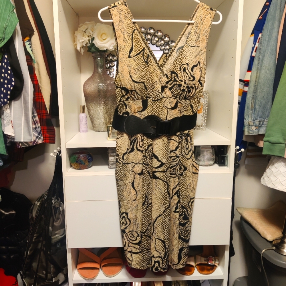 Body Central Floral Snakeskin Print dress-large